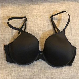 Chantelle Modern Invisible Smooth Plunge Bra